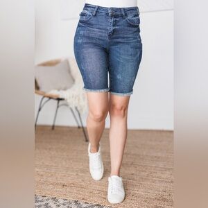 Judy Blue Womens Denim Bermuda Shorts Small Blue Frayed Hem Stretchy Distressed